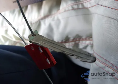 2017 Toyota Corolla Se z USA, uszkodzony, nr VIN 2T1BURHE7HC954134